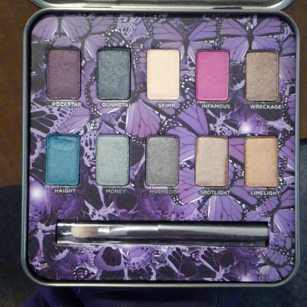 Urban Decay Mariposa eyeshadow palette